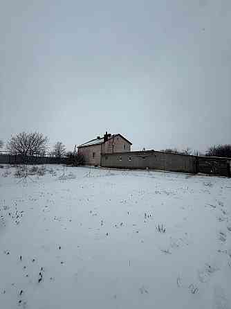 Большой дом с большим земельным участком в пгт Еленовка Донецк