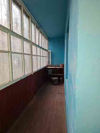 Продаю 4-комн квартиру Донецк