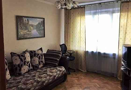 Сдаётся 2-комнатная квартира на Текстильщике, Кировский район Донецк