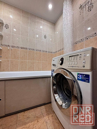 Киевский р-н, Маяк Донецк - изображение 1