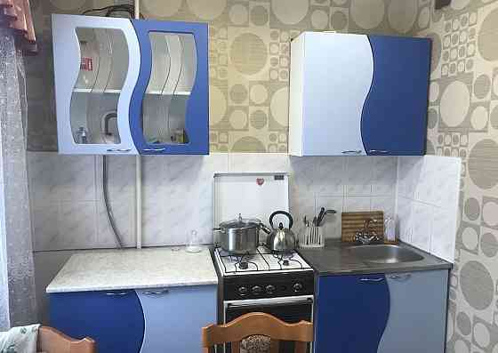 Сдается комфортная 1-комнатная квартира на улице Ленина в Центрально-Городском районе Макеевки. Донецк