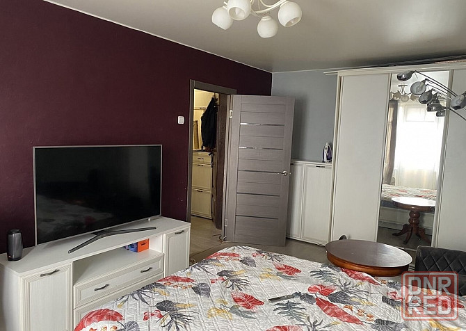 Сдам однокомнатную квартиру в Кировском р-не на пл.Свободы Донецк - изображение 1