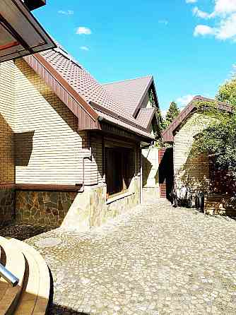 Дом 280 м2, ул. Часов-Ярская, отличное состояние. 9 соток земли. Донецк