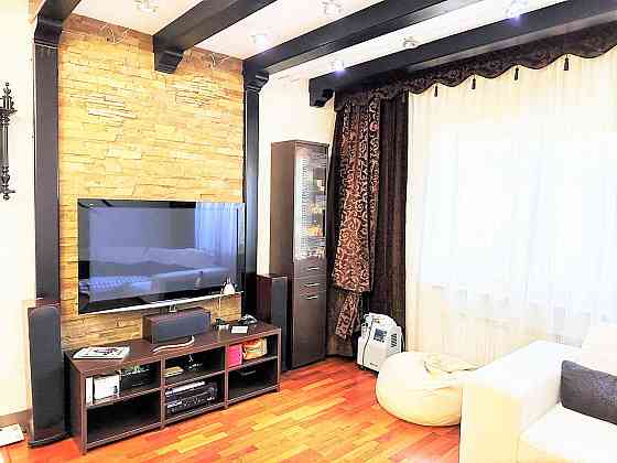 Дом 280 м2, ул. Часов-Ярская, отличное состояние. 9 соток земли. Донецк