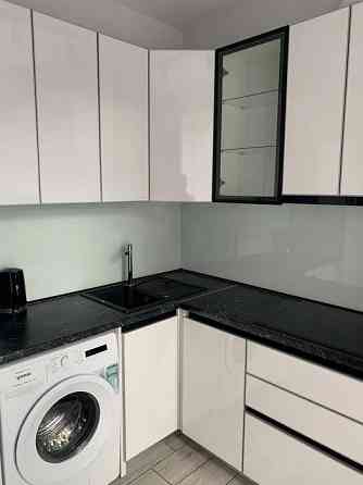 Предлагается в аренду двухкомнатная квартира студия Донецк