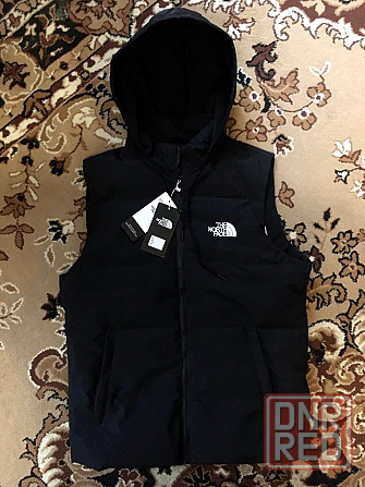 Мужская жилетка the north face Макеевка - изображение 1
