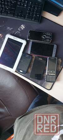 Продам старые мобильные телефоны и навигаторы Донецк - изображение 1