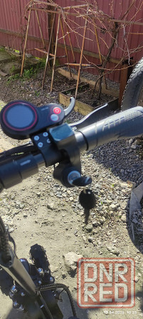 Продам электросамокат куго 4 про + Донецк - изображение 2