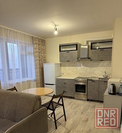 Сдаю однокомнатную квартиру в Ворошиловском районе Донецка. Донецк - изображение 1