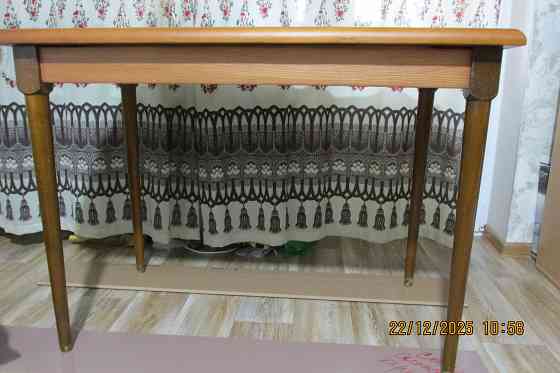 Продаю стол деревянный Донецк