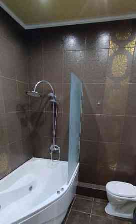 Самый центр Сдам 2к 50кв по ул. 25 лет Ркка, Ворошиловский район, 2 этаж. Донецк