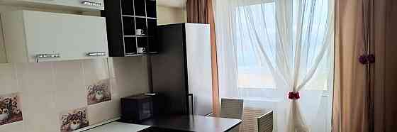 Самый центр Сдам 2к 50кв по ул. 25 лет Ркка, Ворошиловский район, 2 этаж. Донецк