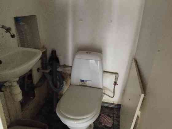 Продам: Торговое помещение - 12 м2., ул.Артема, пл. Ленина Донецк