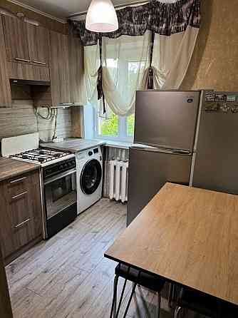 Сдаётся 2-ая квартира Площадь : 50 м2, этаж :3\5 Район : Калининский Донецк