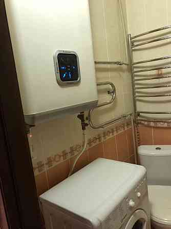 Квартира расположена в сталинском доме, в самом центре города Донецк