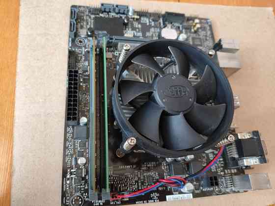 Продам комплект Pentium Gold G5400, H310M-R, DDR4 8Гб Макеевка