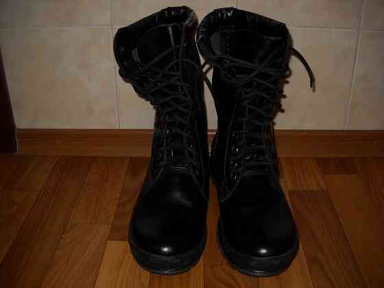 Берцы , кожаные 42 размер. Донецк