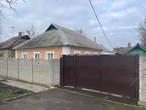 продам добротный дом Донецк