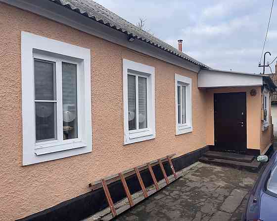 продам добротный дом Донецк