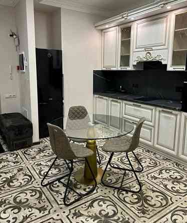 Сдается отличная двухкомнатная квартира с дизайнерским ремонтом в центральном районе Донецка. Донецк