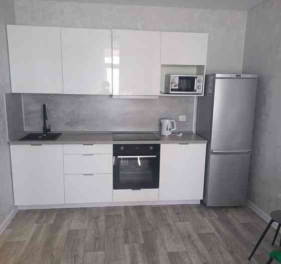 сдаю однокомнатную квартиру 46.0 м² этаж 7/9, город Донецк, Калининский район, Бульвар Шахтостроител Донецк