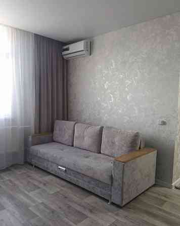 сдаю однокомнатную квартиру 46.0 м² этаж 7/9, город Донецк, Калининский район, Бульвар Шахтостроител Донецк