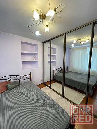 Сдам отличную 3-комнатную квартиру Буденовский район (ориентир Майский рынок) Донецк - изображение 1