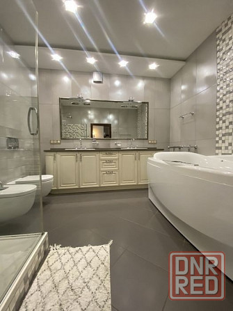 Сдаётся шикарная 3кв.вВорошиловском районе на переулке Орешкова Донецк - изображение 3