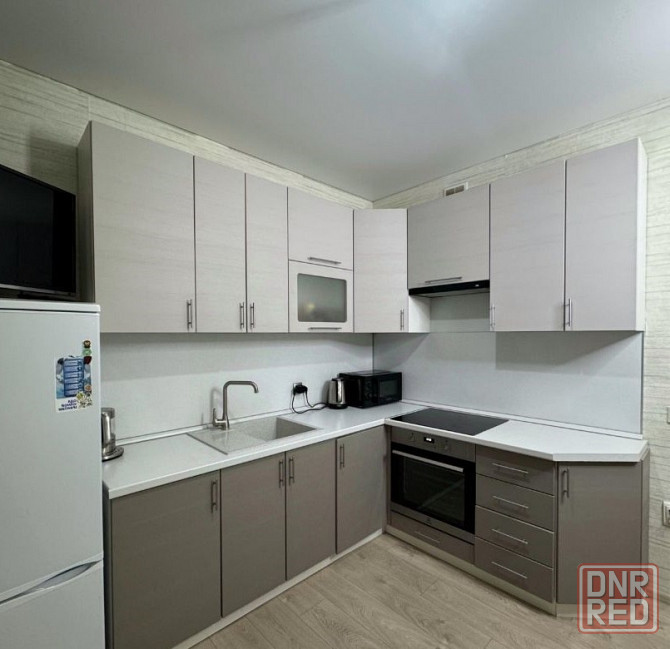 Cдаю однокомнатную квартиру 38.0 м² этаж 4/9 город Донецк, Ворошиловский райо Донецк - изображение 4