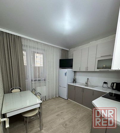 Cдаю однокомнатную квартиру 38.0 м² этаж 4/9 город Донецк, Ворошиловский райо Донецк - изображение 1