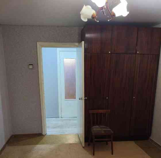 Сдаю трехкомнатную квартиру 63 м² этаж 4/9. город Донецк, Будённовский район, ул. Независимости. Донецк