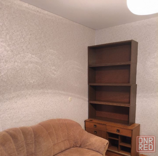 Сдаю трехкомнатную квартиру 63 м² этаж 4/9. город Донецк, Будённовский район, ул. Независимости. Донецк - изображение 4