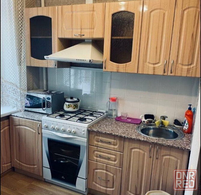 Сдаю двухкомнатную квартиру в Калининском районе города Донецка! Донецк - изображение 1