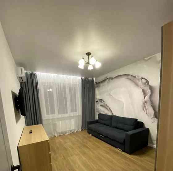 Сдаю однокомнатную квартиру 33.0 м² этаж 6/9 город Донецк, Ворошиловский район, улица Челюскинцев Донецк