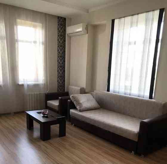 Сдаю двухкомнатную квартиру 63.0 м² этаж 4/9 город Донецк, Киевский район, Проспект освобождения Дон Донецк