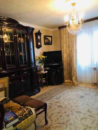 Три комн на Галактике.Куйбышева Донецк