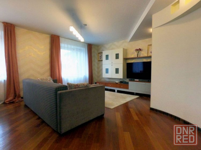 Сдам роскошную трёхкомнатную квартиру в Калининском районе Донецка Донецк - изображение 1