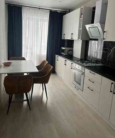 Сдаю однокомнатную квартиру 40.0 м² этаж 6 город Донецк, Ворошиловский район, Донецк