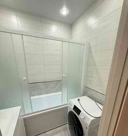 Сдам двухкомнатную квартиру в Ворошиловском районе Донецка по ул. Артема. Этаж: 5/9 Донецк