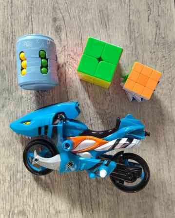 Игрушки + книжка + сумочка Донецк