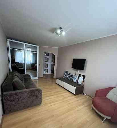 Сдается: Двухкомнатная квартира Этаж: 4/5 Район: Ворошиловский, Ватутина 41 Площадь квартиры: 58м² Донецк