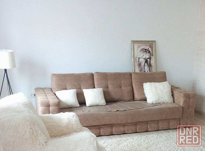 Продается большой, раскладывающийся диван в отличном состоянии. Донецк - изображение 1