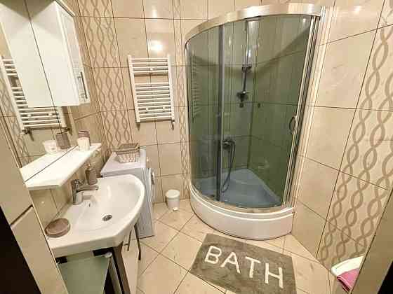 Сдам 2-х комнатную в Буденновском районе Ориентир: Караван Этаж: 5/9 Площадь квартиры: 59м² Донецк