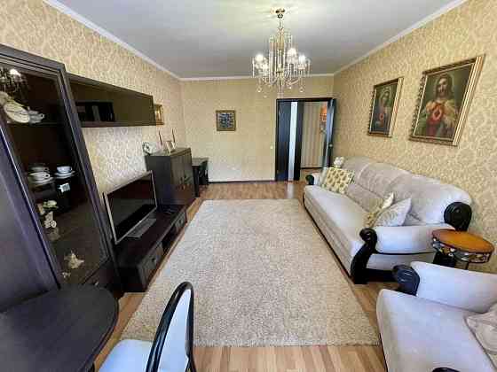 Сдам 2-х комнатную в Буденновском районе Ориентир: Караван Этаж: 5/9 Площадь квартиры: 59м² Донецк