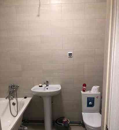 Сдается: Двухкомнатная квартира Этаж: 3/5 Район: Киевский, на Северном, возле Молока Донецк