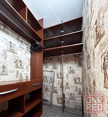 Сдам однокомнатную квартиру в Буденовском районе с неплохим ремонтом, просторные комнаты и большая л Донецк - изображение 4