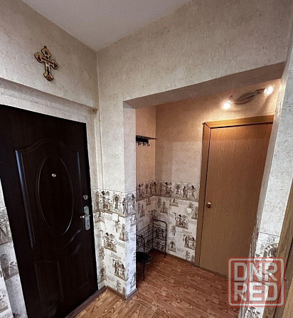 Сдам однокомнатную квартиру в Буденовском районе с неплохим ремонтом, просторные комнаты и большая л Донецк - изображение 2
