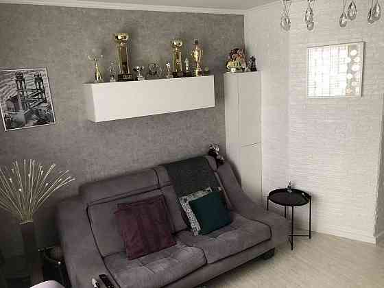 Сдаётся свeтлая, простоpная двухкомнатная квapтиpa в Ворошиловском районе (ДонНУ Донецк