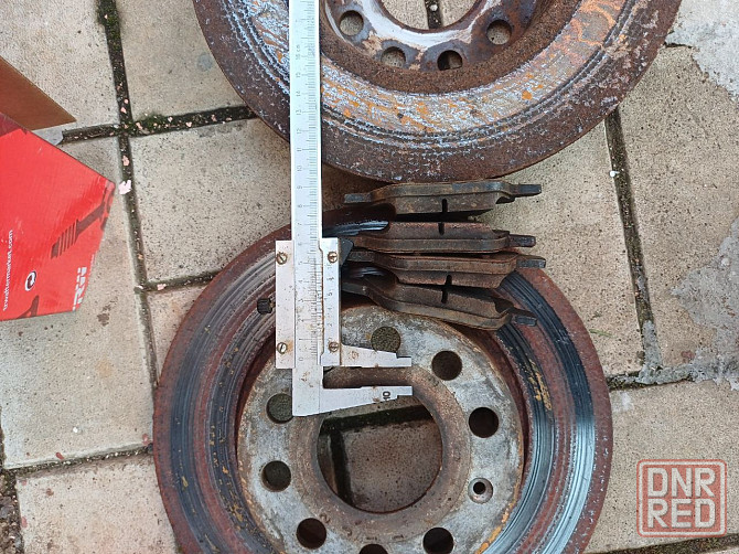 Продам комплект задних тормозных дисков и колодок для Шкоды Октавия А5 Донецк - изображение 3