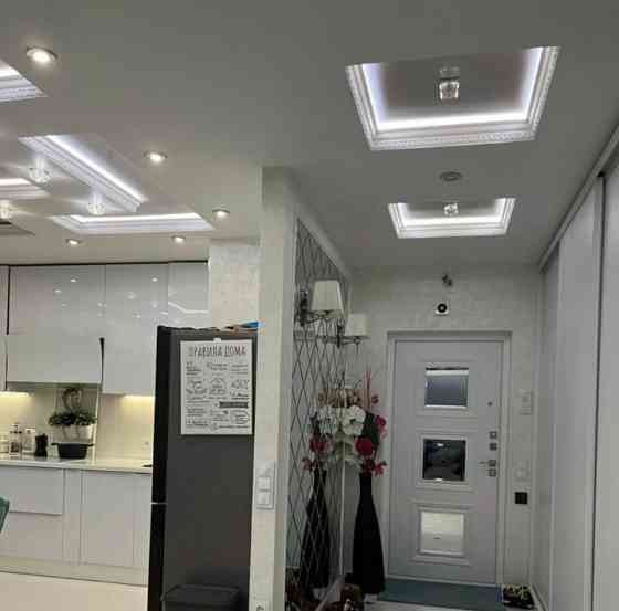 Сдается шикарная двухкомнатная квартира на бул. Пушкина, 75кв.м, 3 этаж Донецк